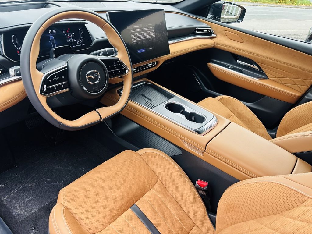 Mazda 6e 2025