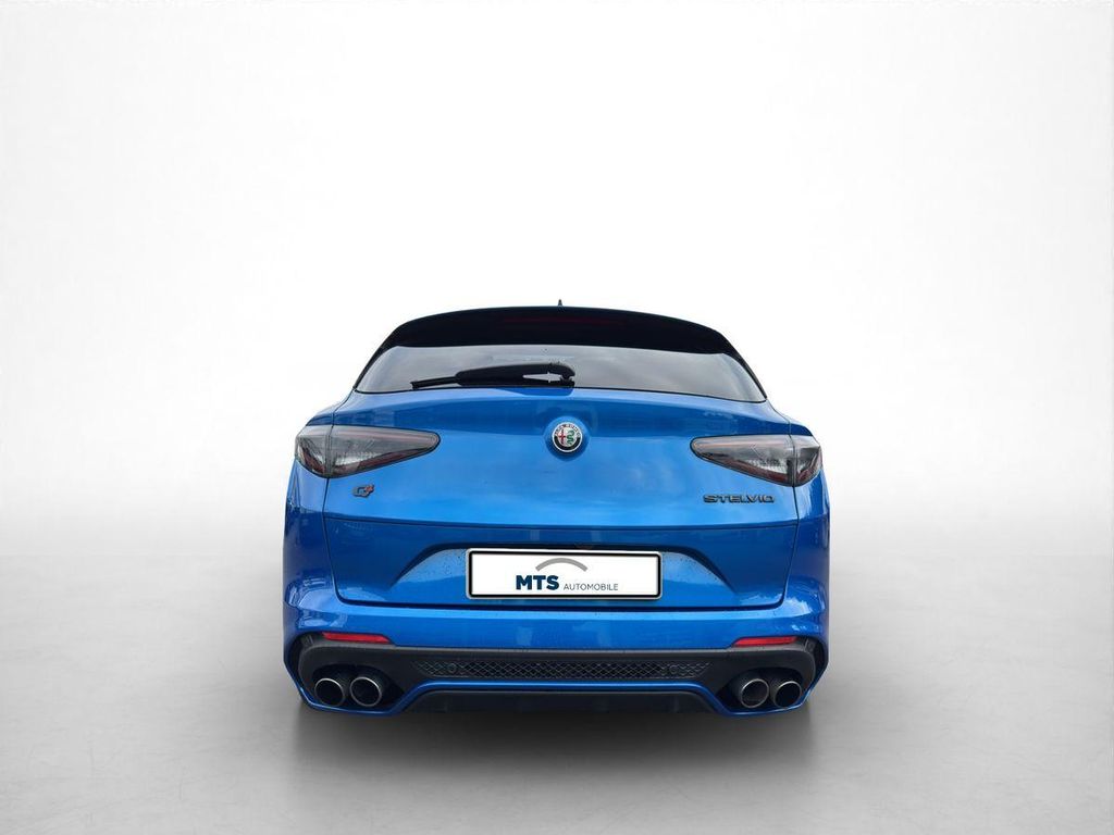 Alfa Romeo Stelvio 2021