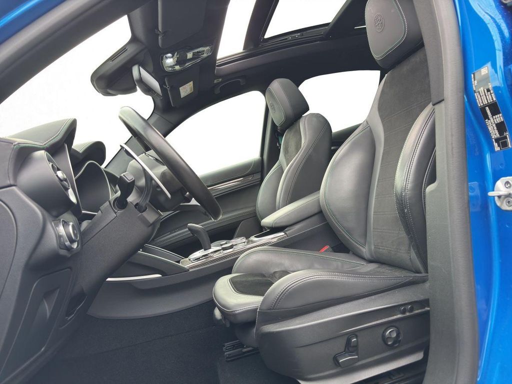 Alfa Romeo Stelvio 2021