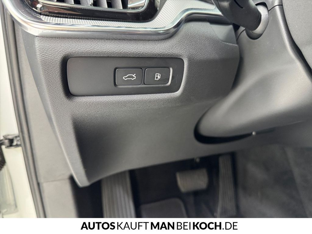 Volvo V60 2024