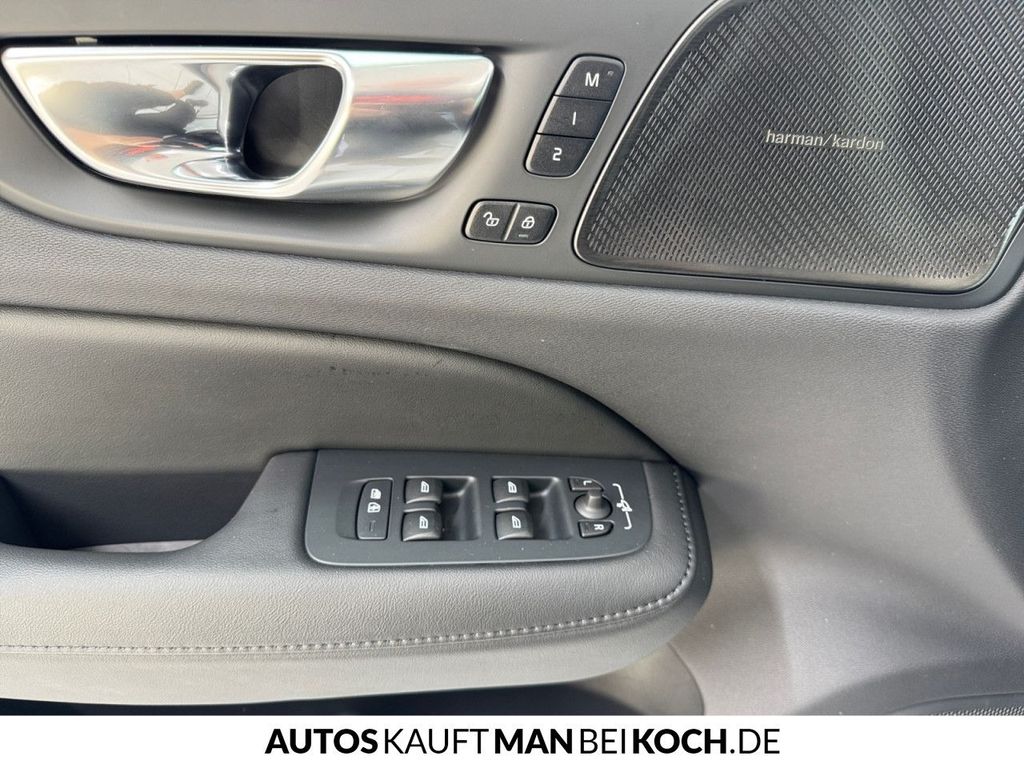 Volvo V60 2024