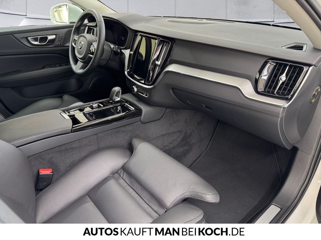 Volvo V60 2024