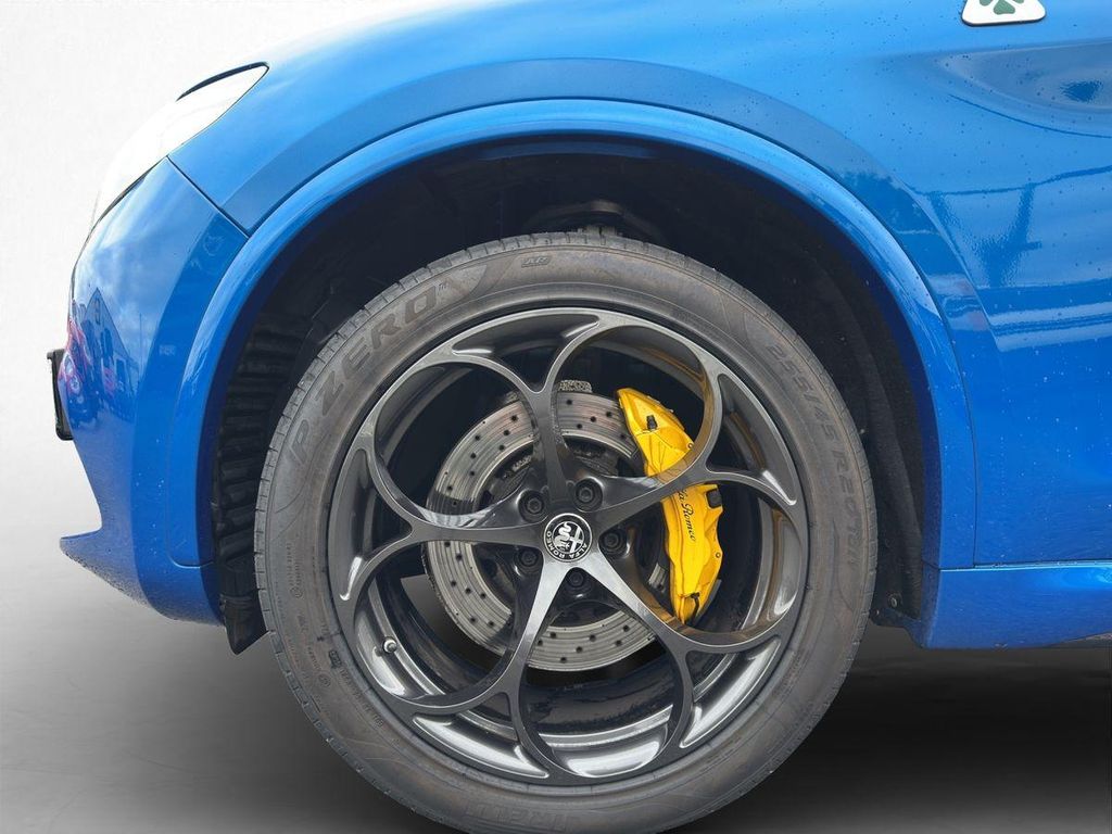 Alfa Romeo Stelvio 2021