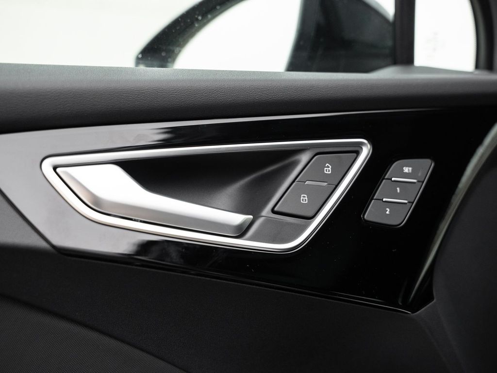 Audi Q4 e-tron 2025