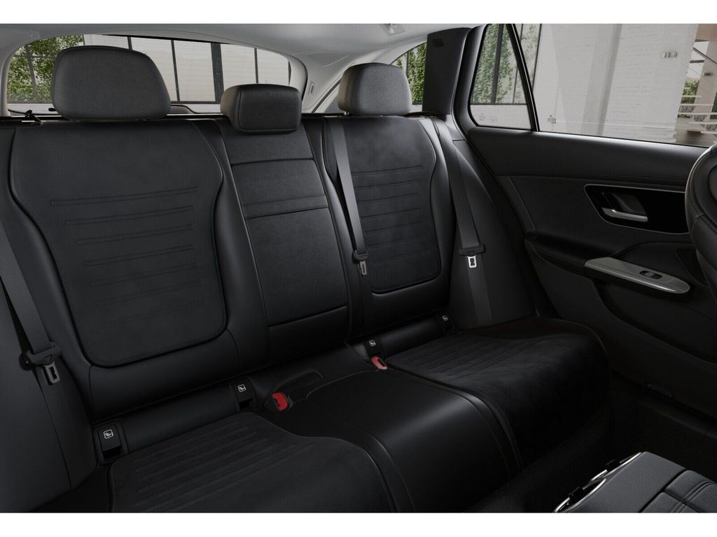 Mercedes-Benz C 300 2025