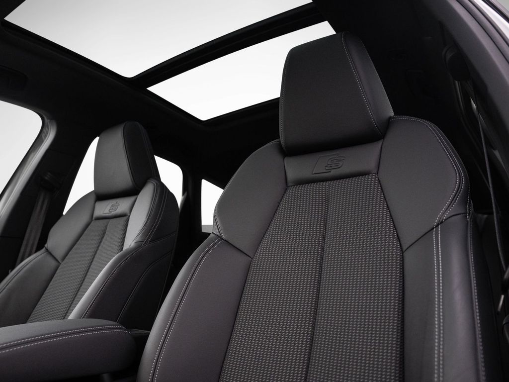 Audi Q4 e-tron 2025