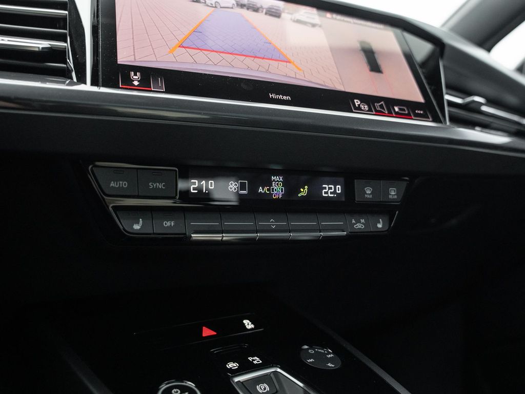 Audi Q4 e-tron 2025