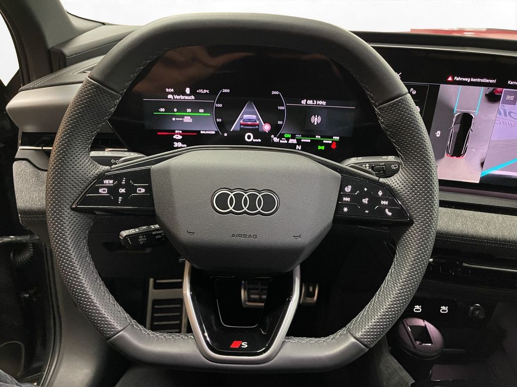 Audi Q6 e-tron 2025