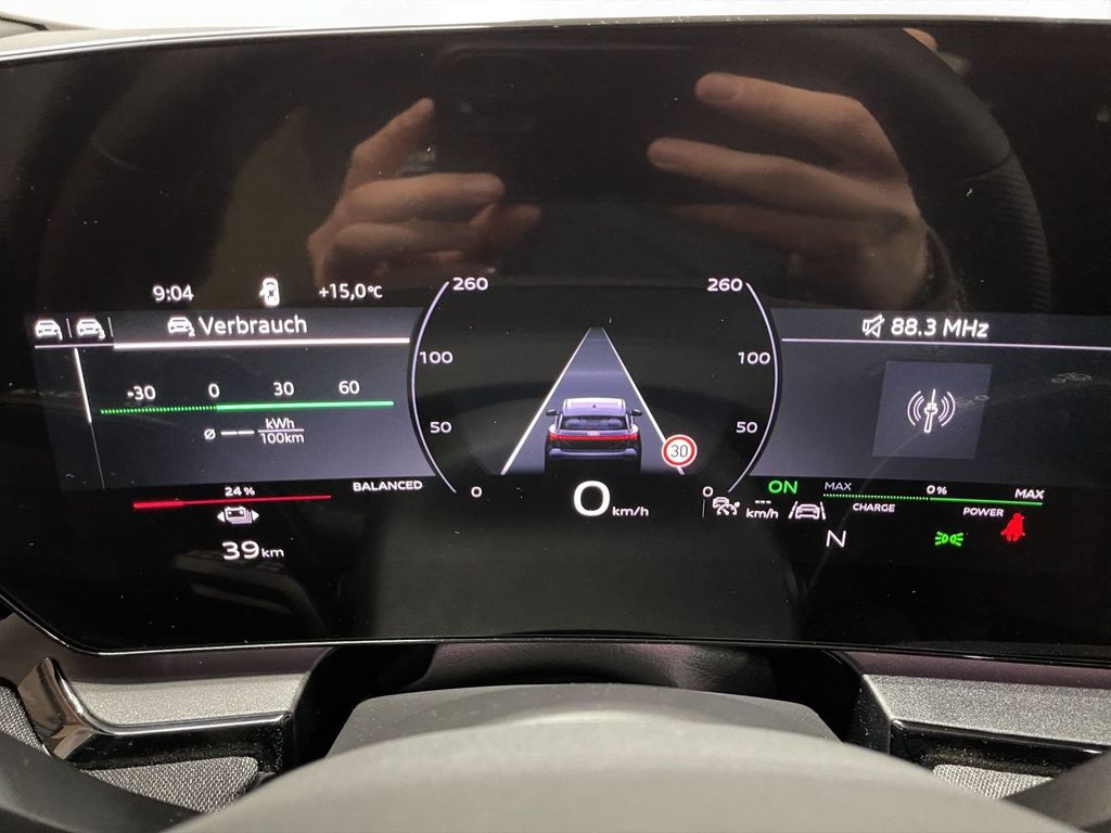 Audi Q6 e-tron 2025