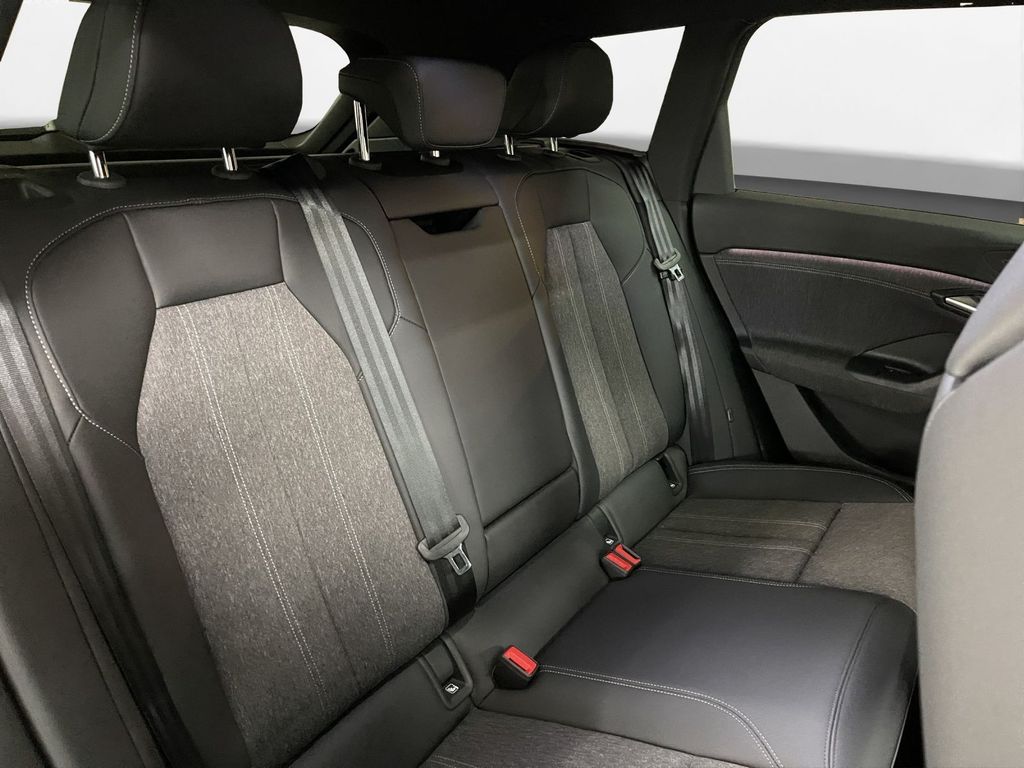 Audi Q6 e-tron 2025