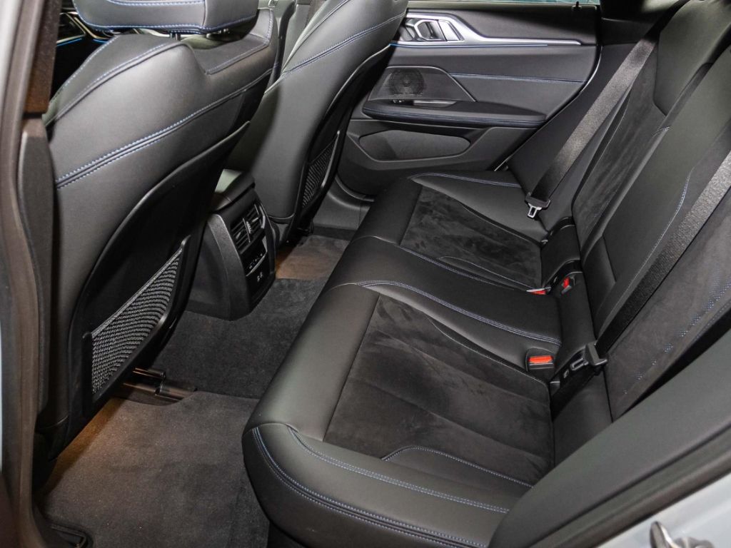 BMW i4 2023