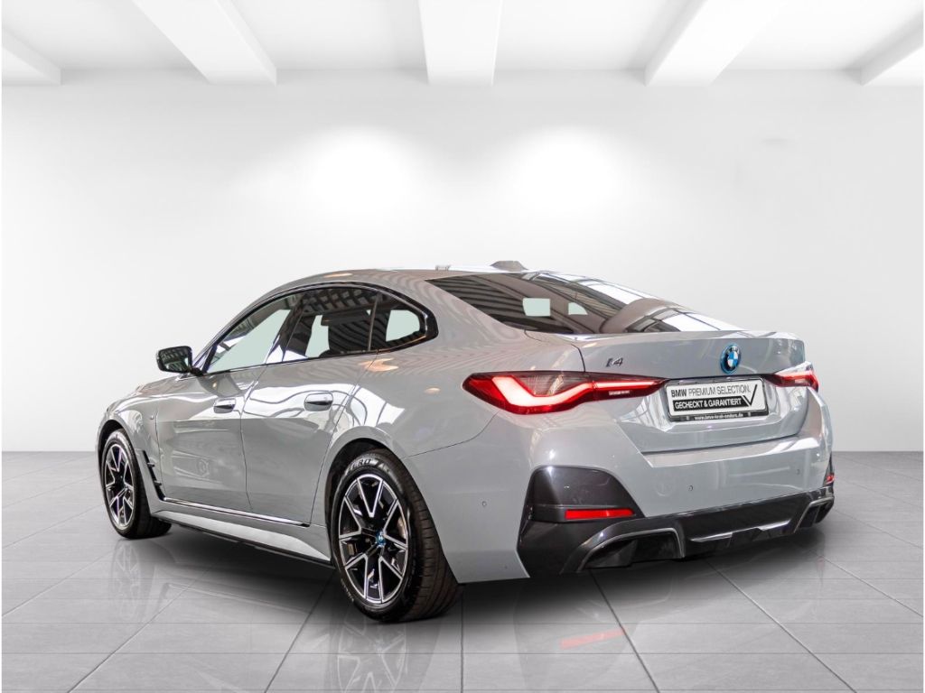 BMW i4 2023