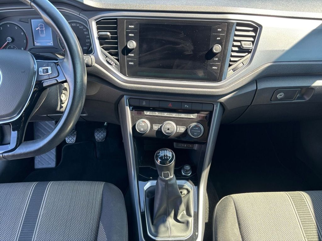 Volkswagen T-Roc 2021