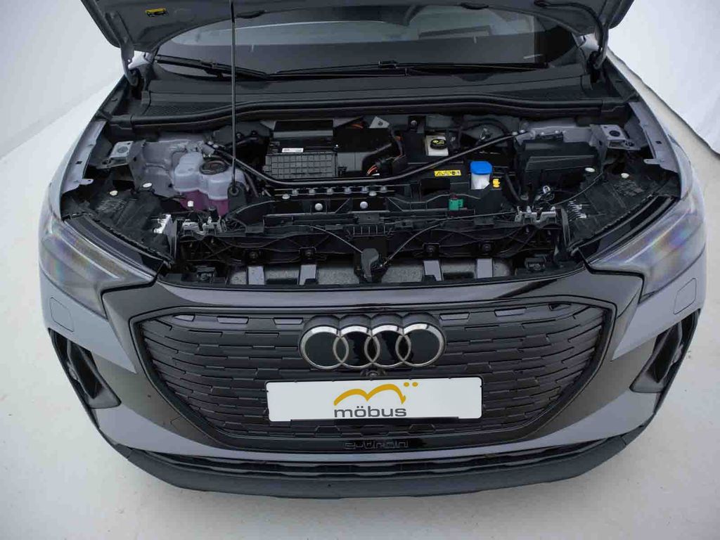 Audi Q4 e-tron 2025