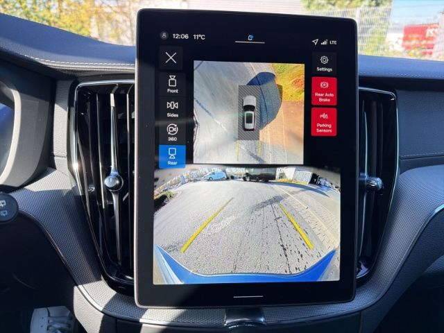 Volvo XC60 2025