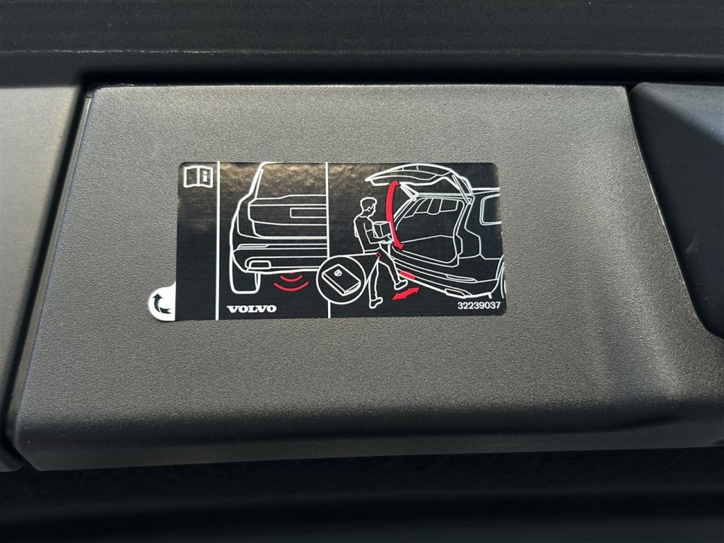 Volvo V90 Cross Country 2024
