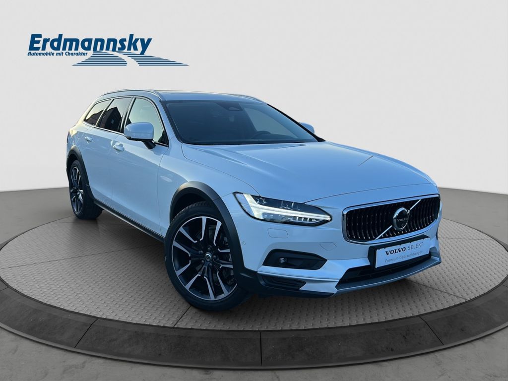 Volvo V90 2024