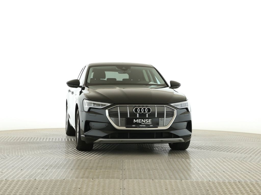 Audi e-tron 2022