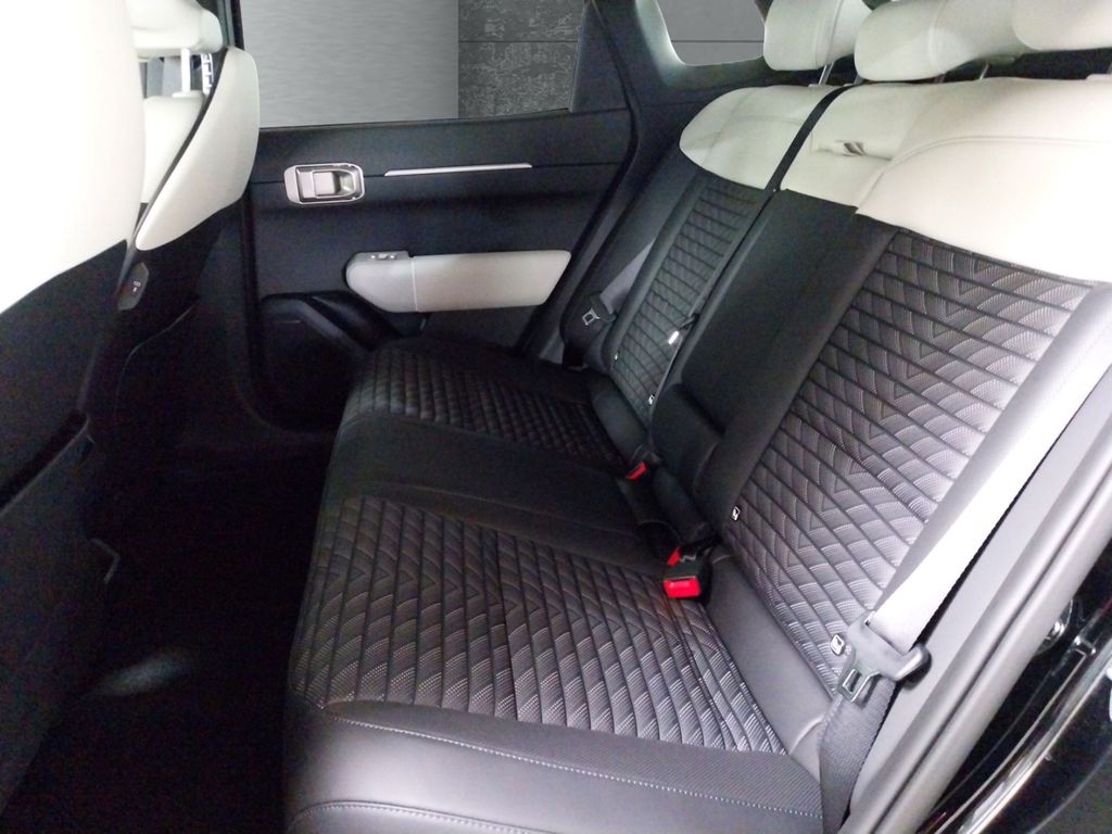 Kia EV4 2025