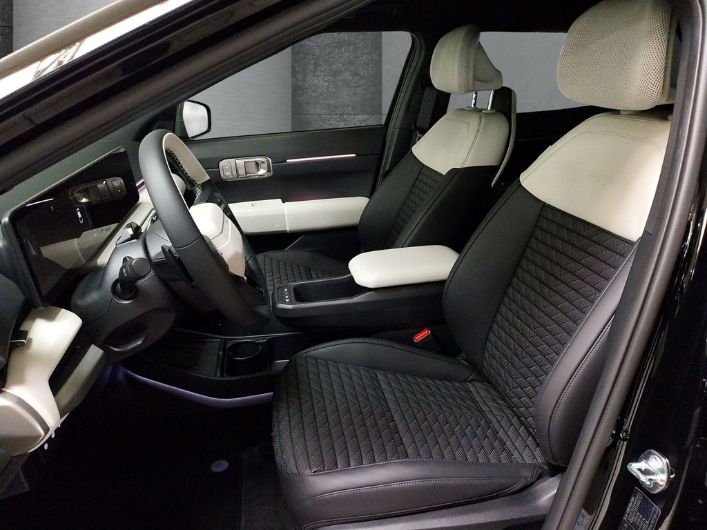 Kia EV4 2025