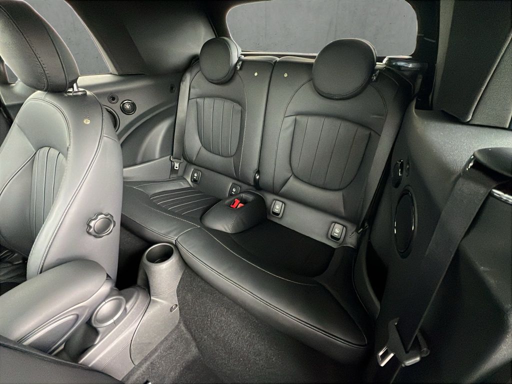 MINI John Cooper Works Cabrio 2022