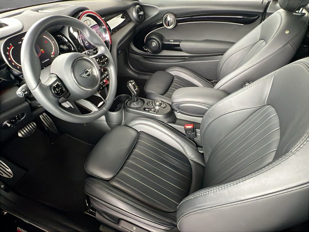 MINI John Cooper Works Cabrio 2022