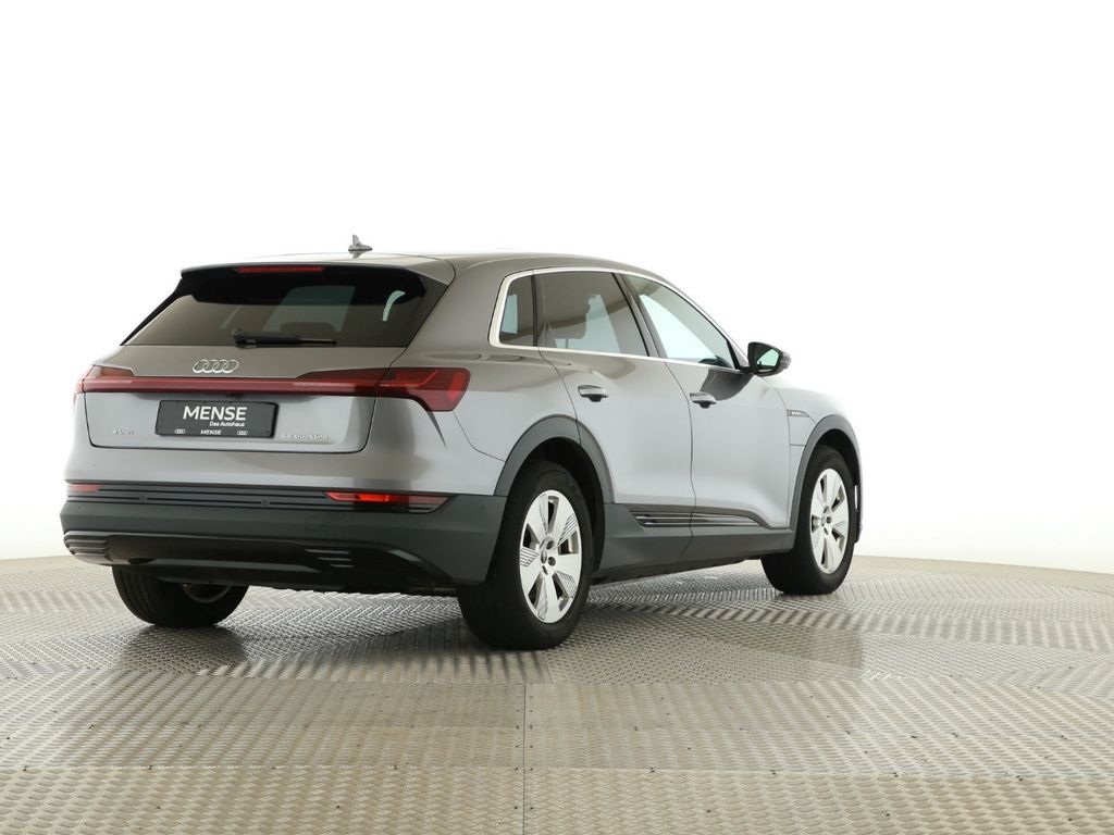 Audi e-tron 2022