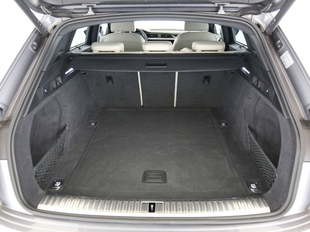 Audi e-tron 2022