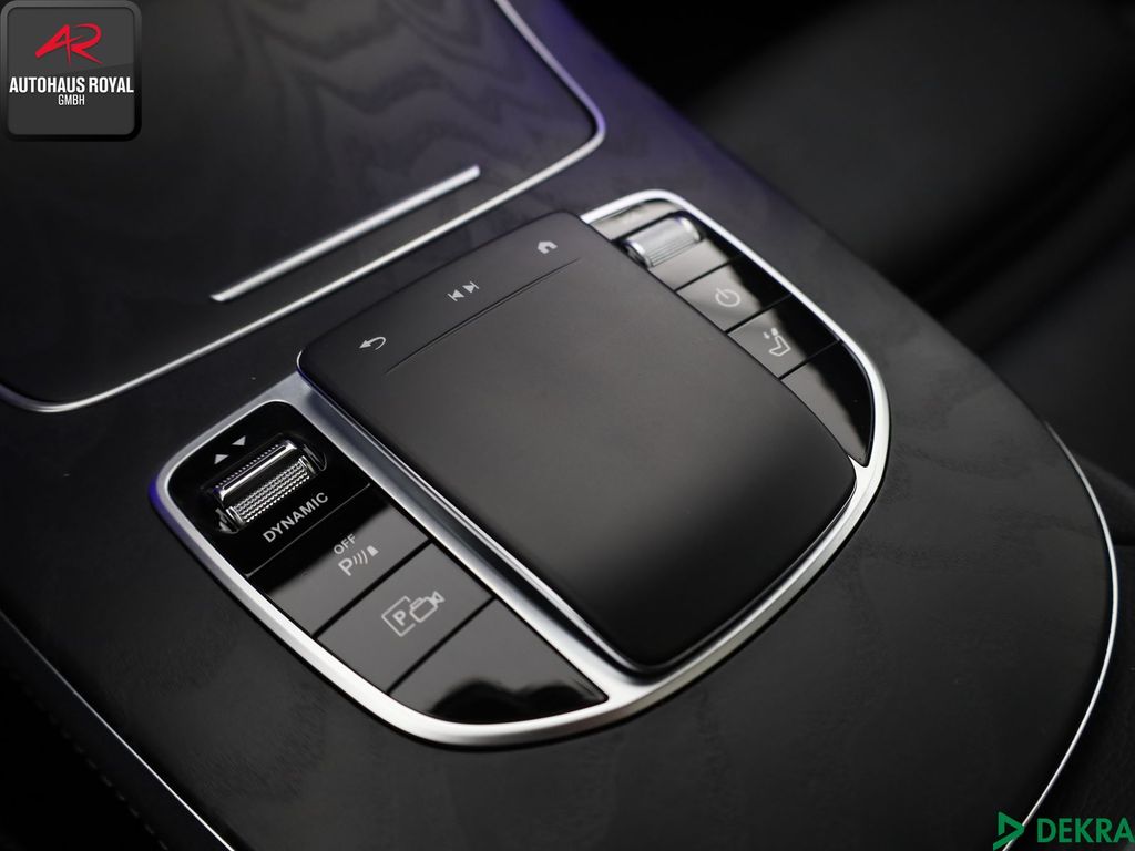 Mercedes-Benz E 300 2022