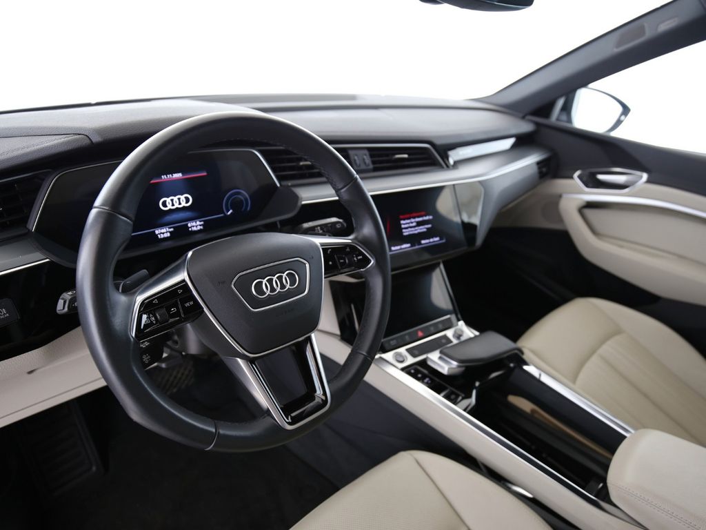 Audi e-tron 2022