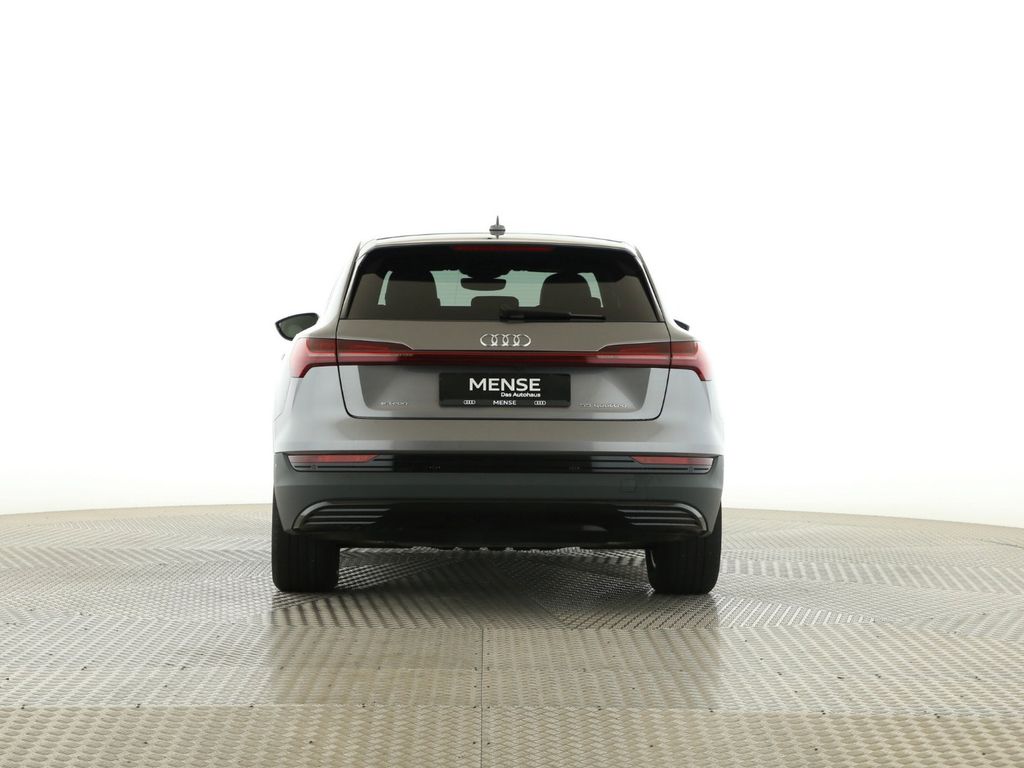 Audi e-tron 2022
