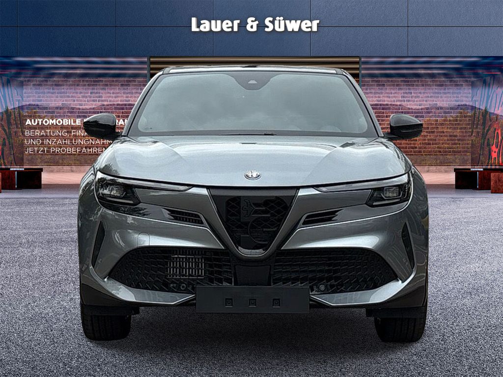 Alfa Romeo Junior 2025