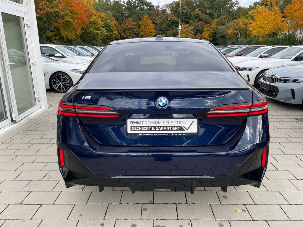 BMW i5 2023