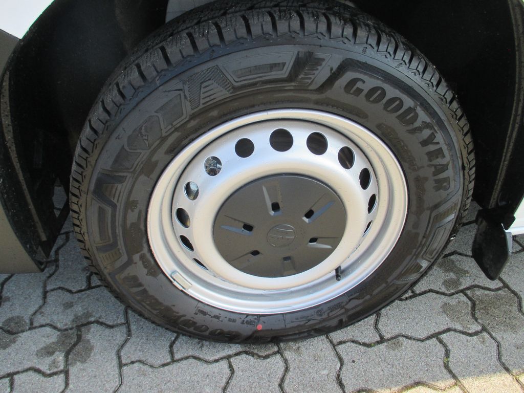 Volkswagen T7 Transporter