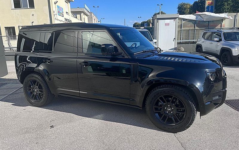 Land Rover Defender 2023