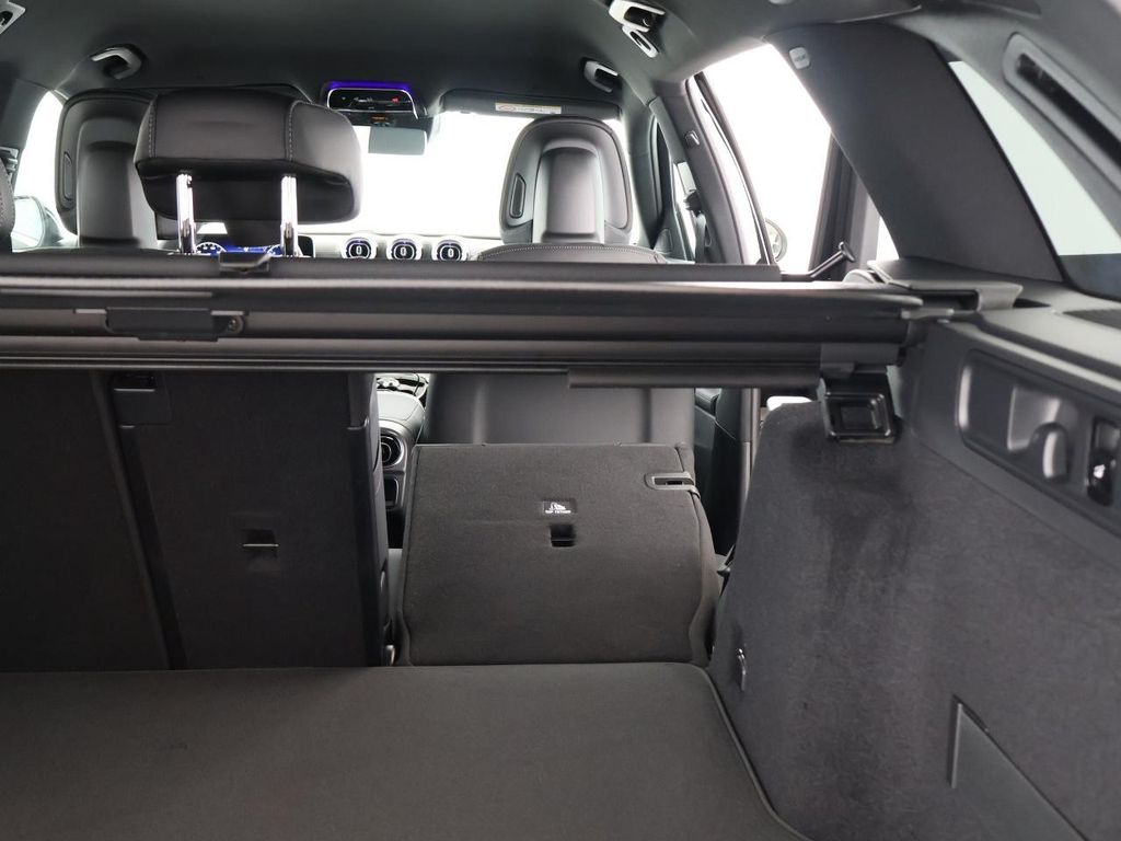 Mercedes-Benz C 220 2025