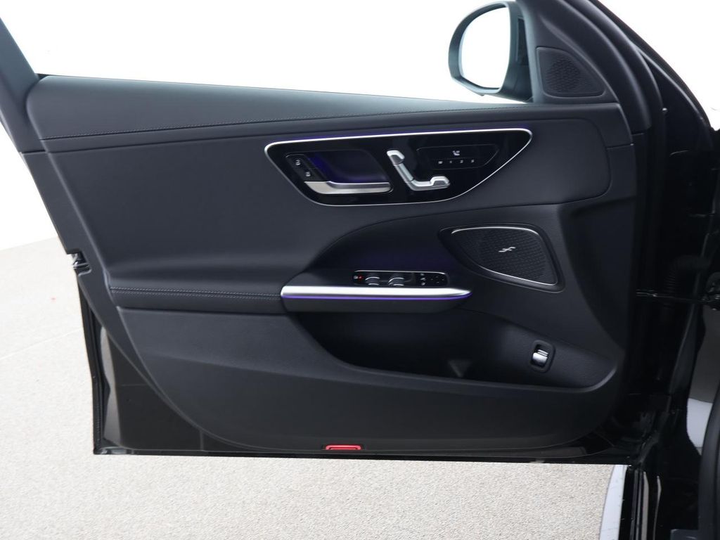 Mercedes-Benz C 220 2025