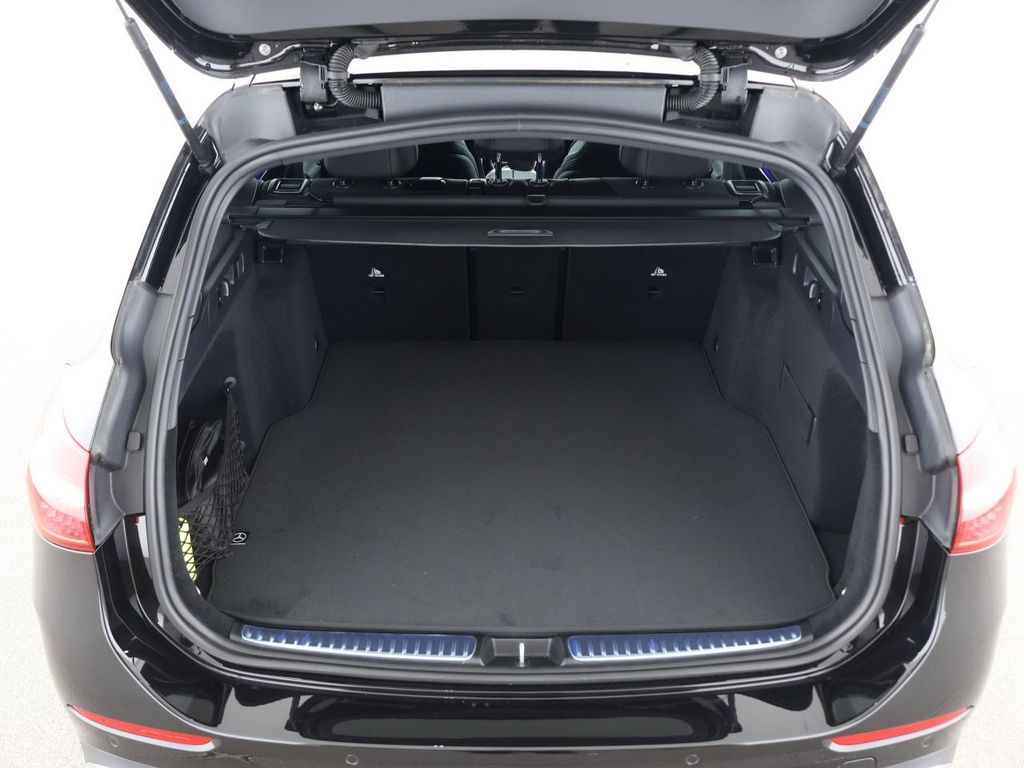 Mercedes-Benz C 220 2025