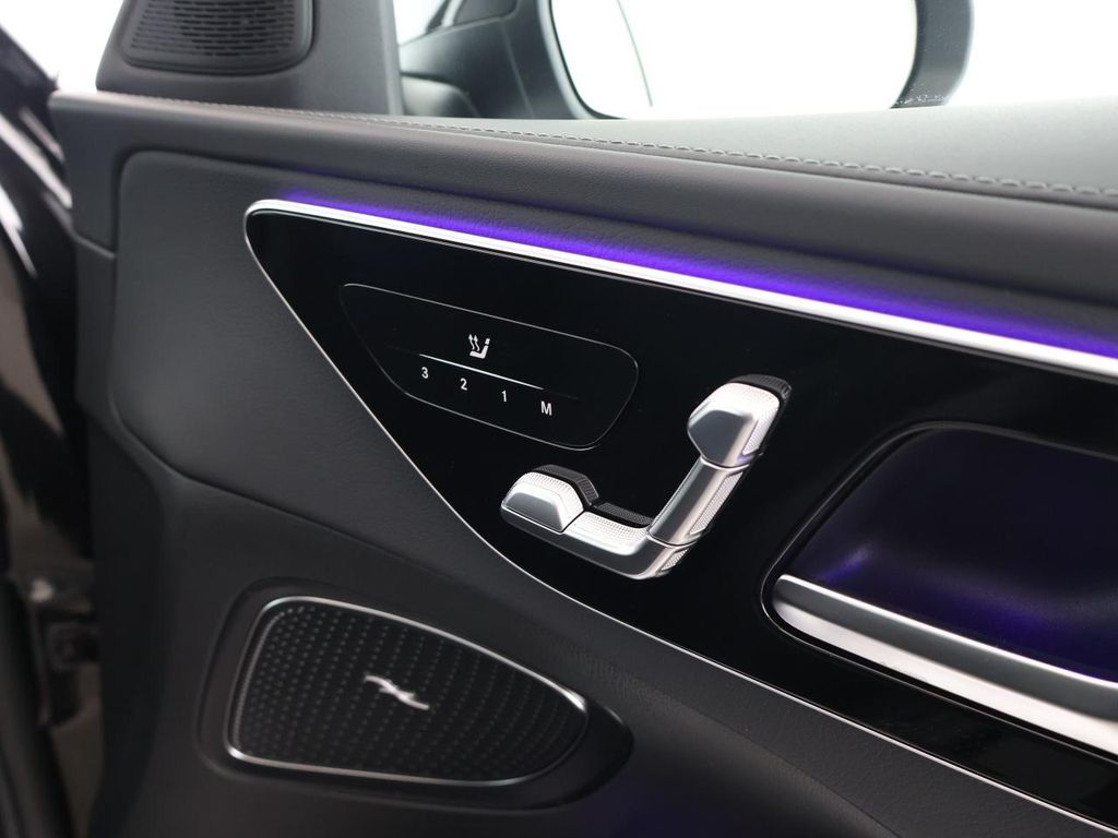 Mercedes-Benz C 220 2025