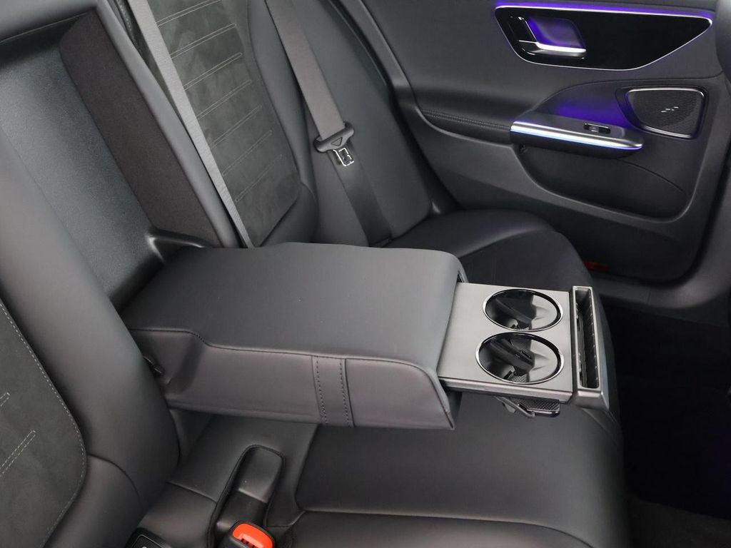 Mercedes-Benz C 220 2025