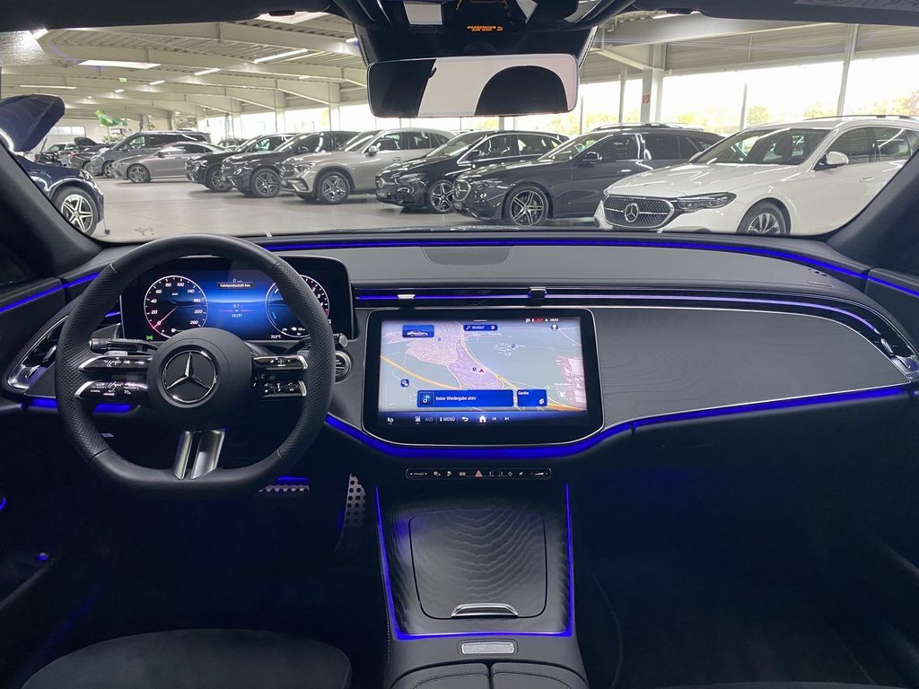 Mercedes-Benz E 300 2025