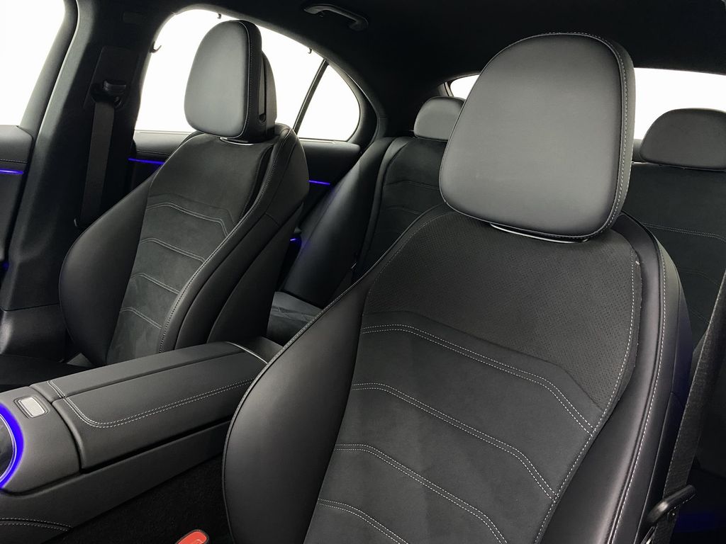 Mercedes-Benz E 300 2025