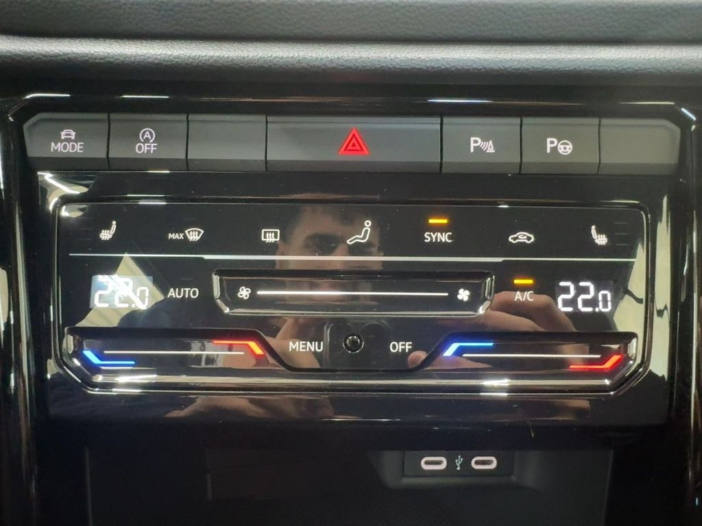 Volkswagen T-Roc 2025