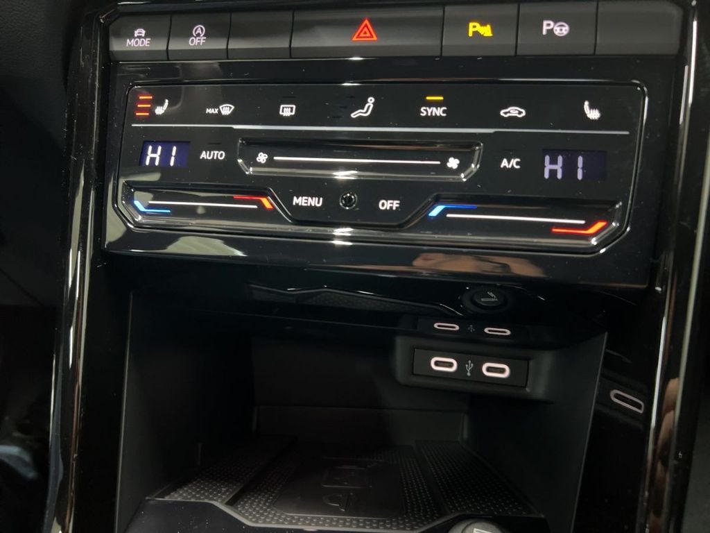 Volkswagen T-Roc 2025