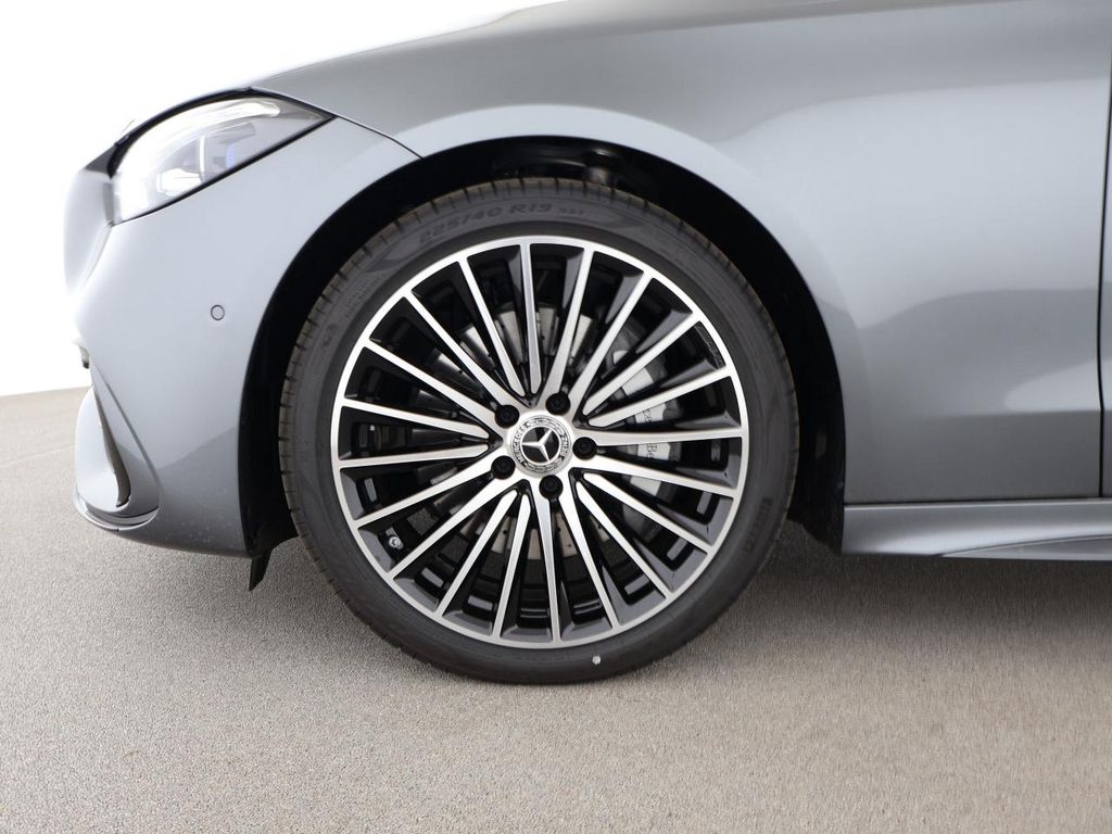 Mercedes-Benz C 220 2025