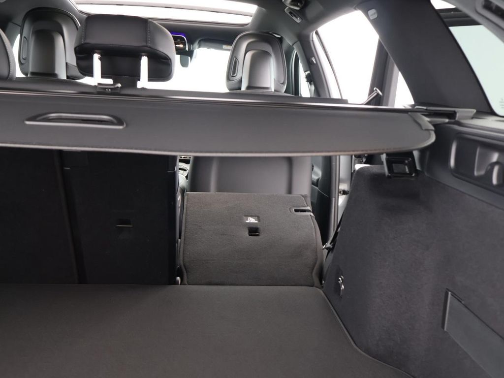 Mercedes-Benz C 220 2025