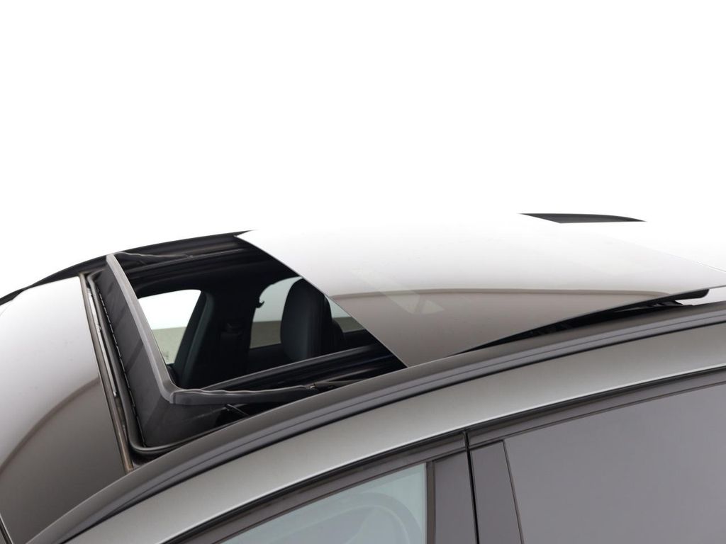 Mercedes-Benz C 220 2025