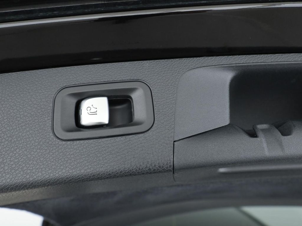Mercedes-Benz E 300 2022