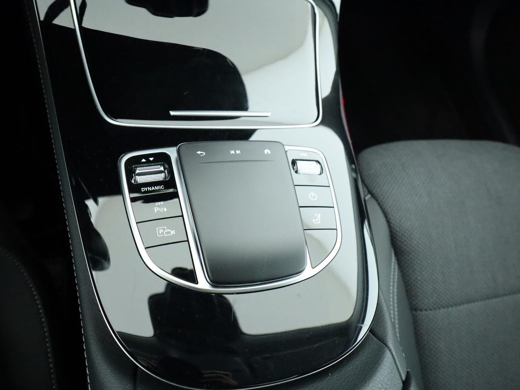 Mercedes-Benz E 300 2022