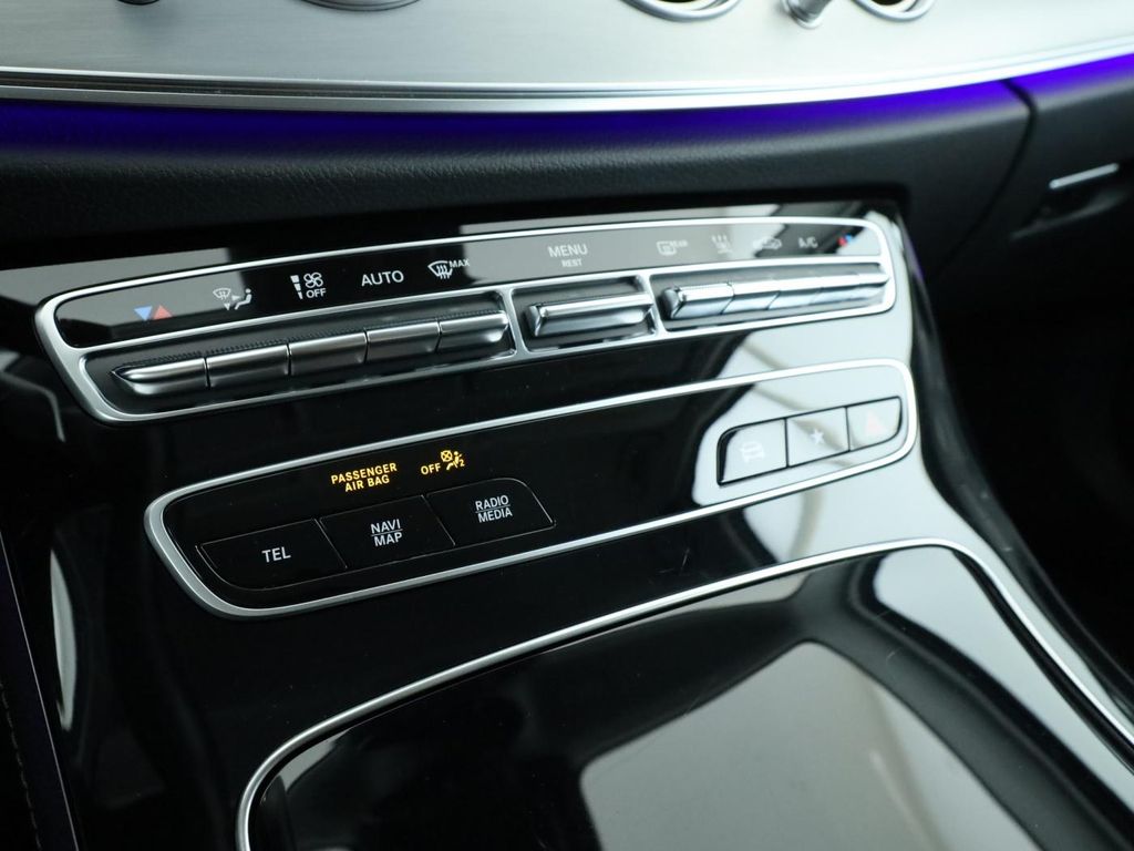 Mercedes-Benz E 300 2022